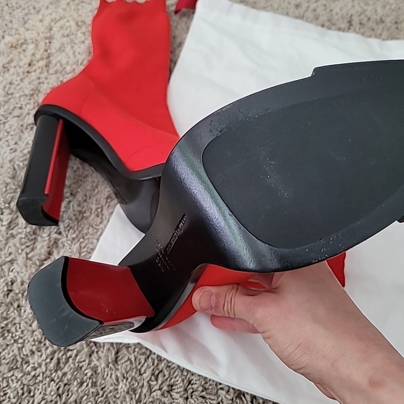 Alexander McQueen Red Sock Boots Size 39.5 - Picture 9 of 10